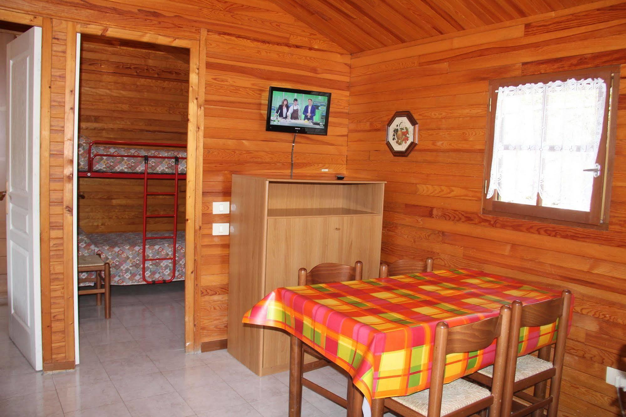 Caravelle Camping Village Ceriale Kültér fotó