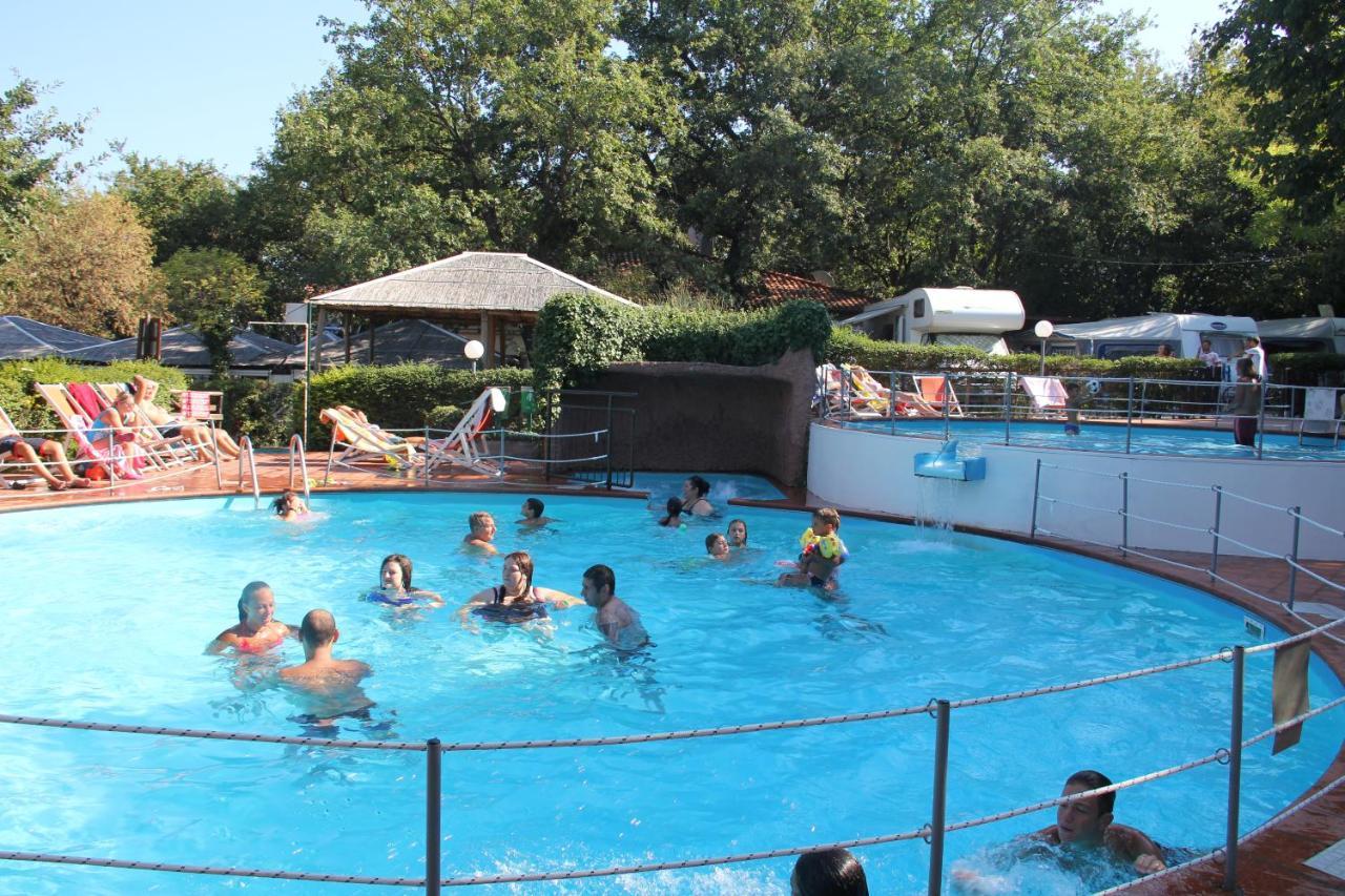 Caravelle Camping Village Ceriale Kültér fotó